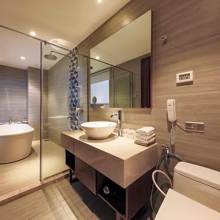 Green Beach Hotel Nha Trang Exterior photo